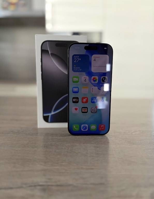 Apple Telefoni cellulari / Smartphones: iPhone 16 pro 128gb noir – Usato da Muraz (Collombey) venduto da Tiagoveiga20 1