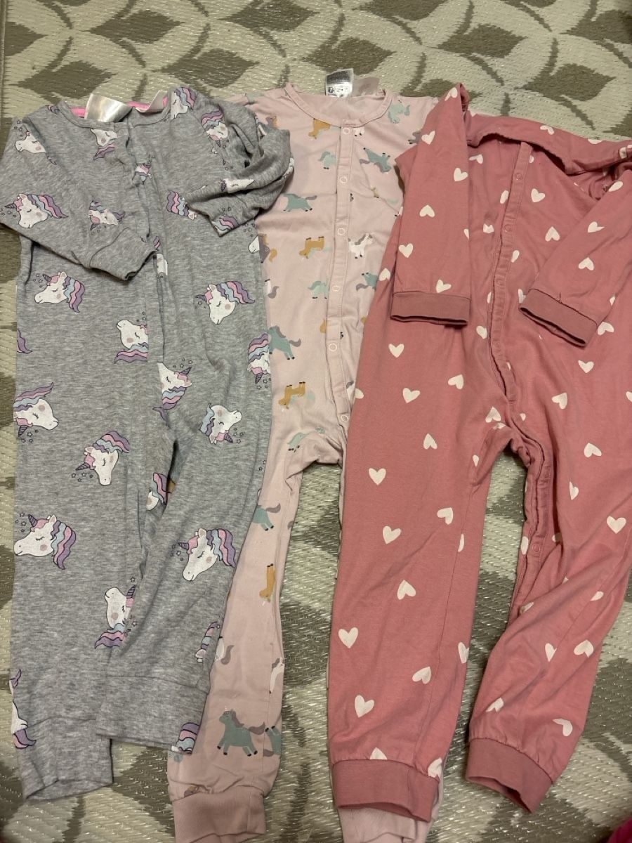 H&M Pyjamas: Pijamas  – D'occasion à Untersiggenthal par Safra03 2