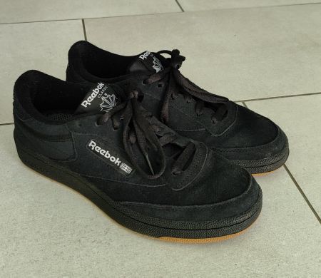 Neue Reebok Sneaker Gr. 38.5