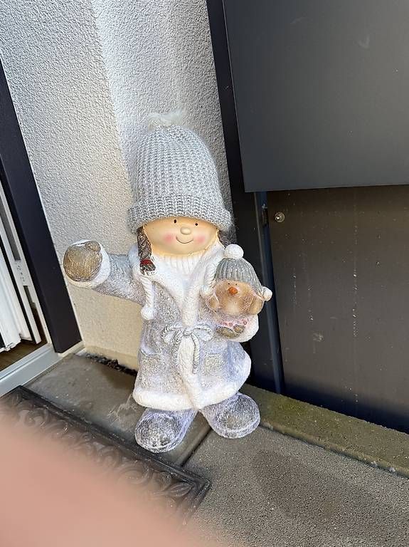 Statuette: Schneemädchen  – Usato da Riehen venduto da IvoC02