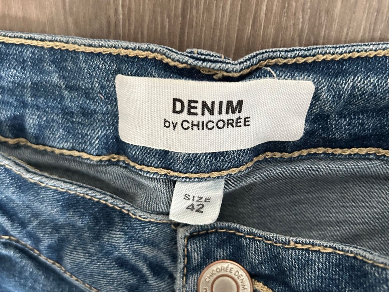 Jeans: Damenjeans Gr. 42 – Usato da Obergösgen venduto da Andre118 1