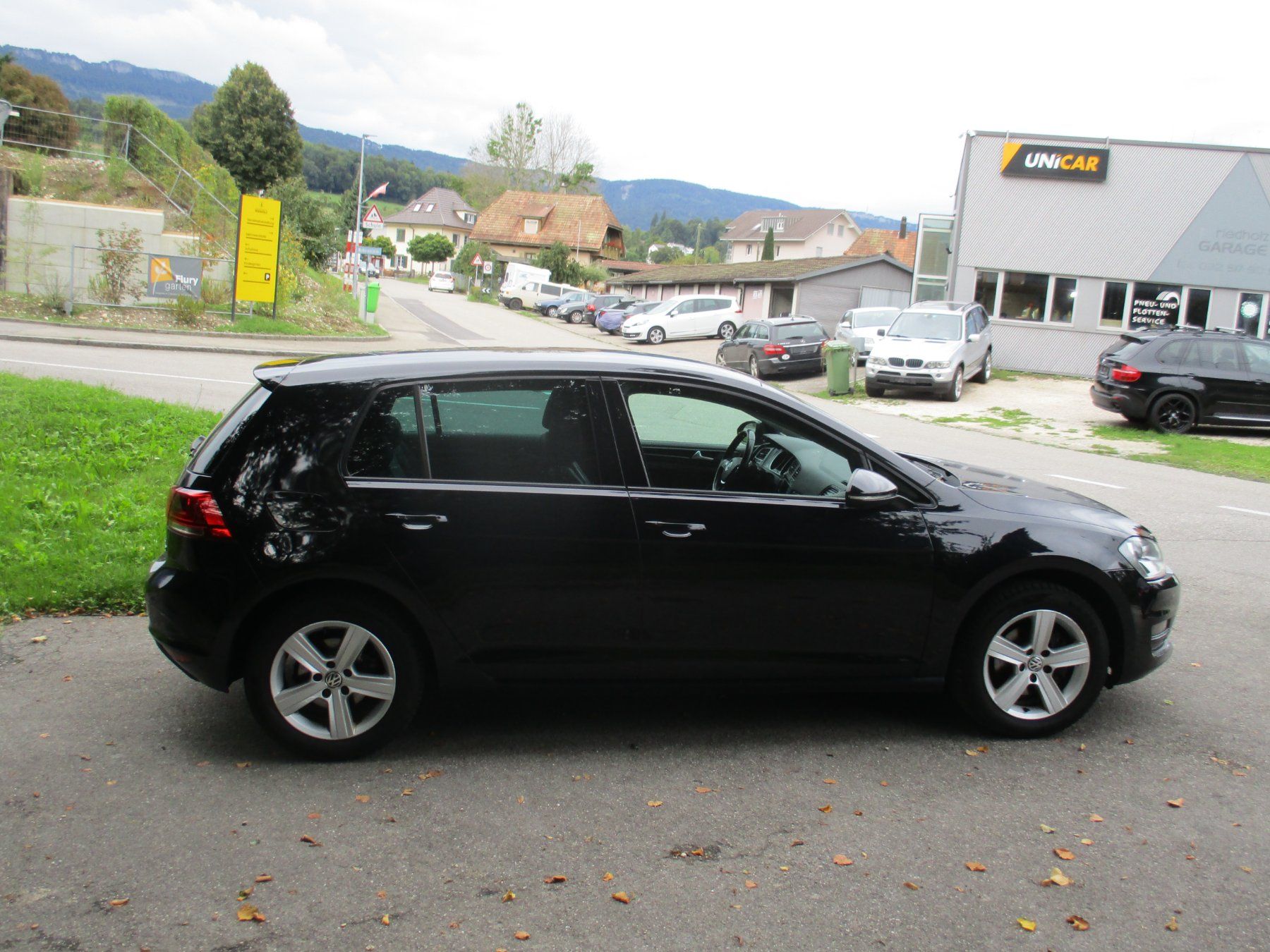 VW Automobili: VW Golf 7 DSG frisch ab MFK – Usato da Riedholz venduto da Riedholz-Garage 3