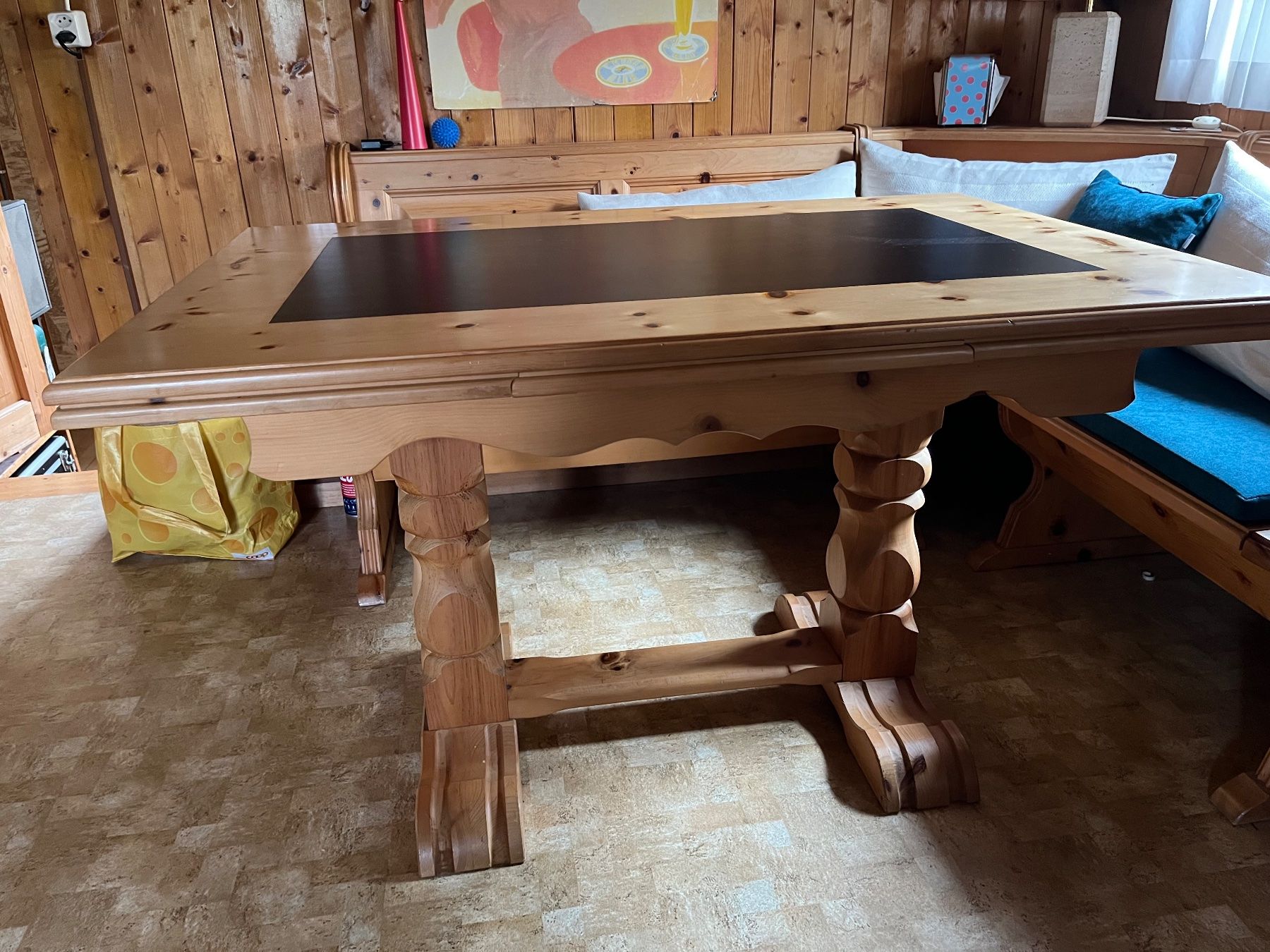 Tische: Arventisch – Gebraucht aus Basel von hunger 1