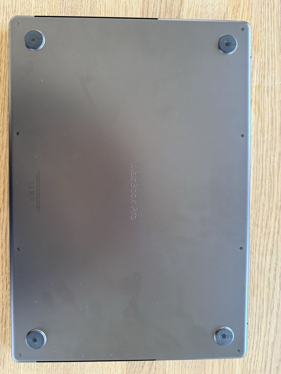 Apple Portables: MacBook Pro 16-inch with M3 Pro chip – D'occasion à Kilchberg ZH par nawi93 5