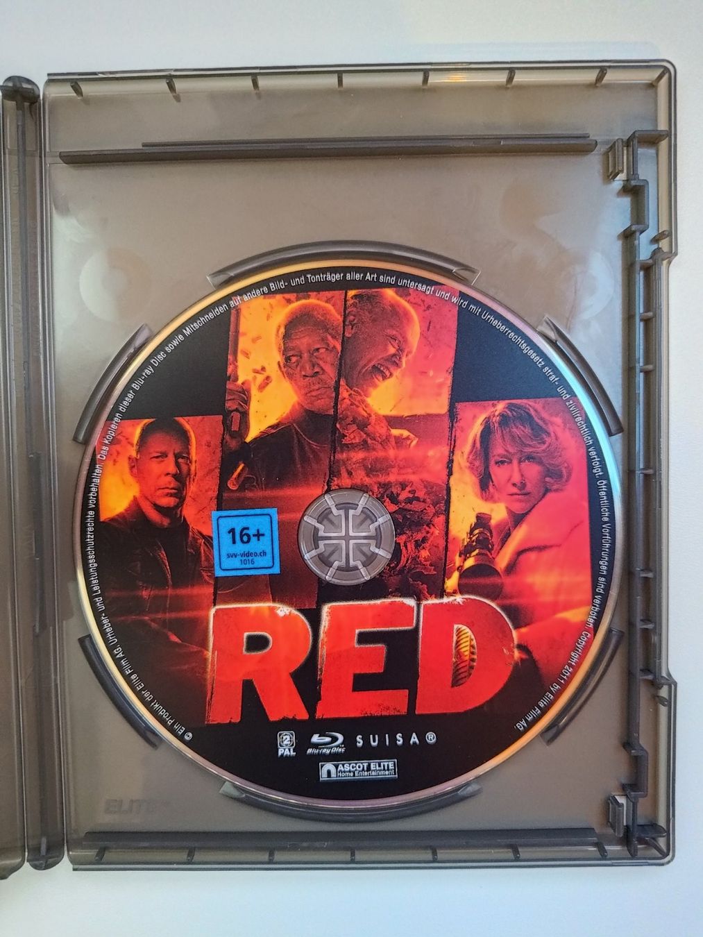 Alle DVDs: RED – Gebraucht aus Liestal von Kratzilla 1
