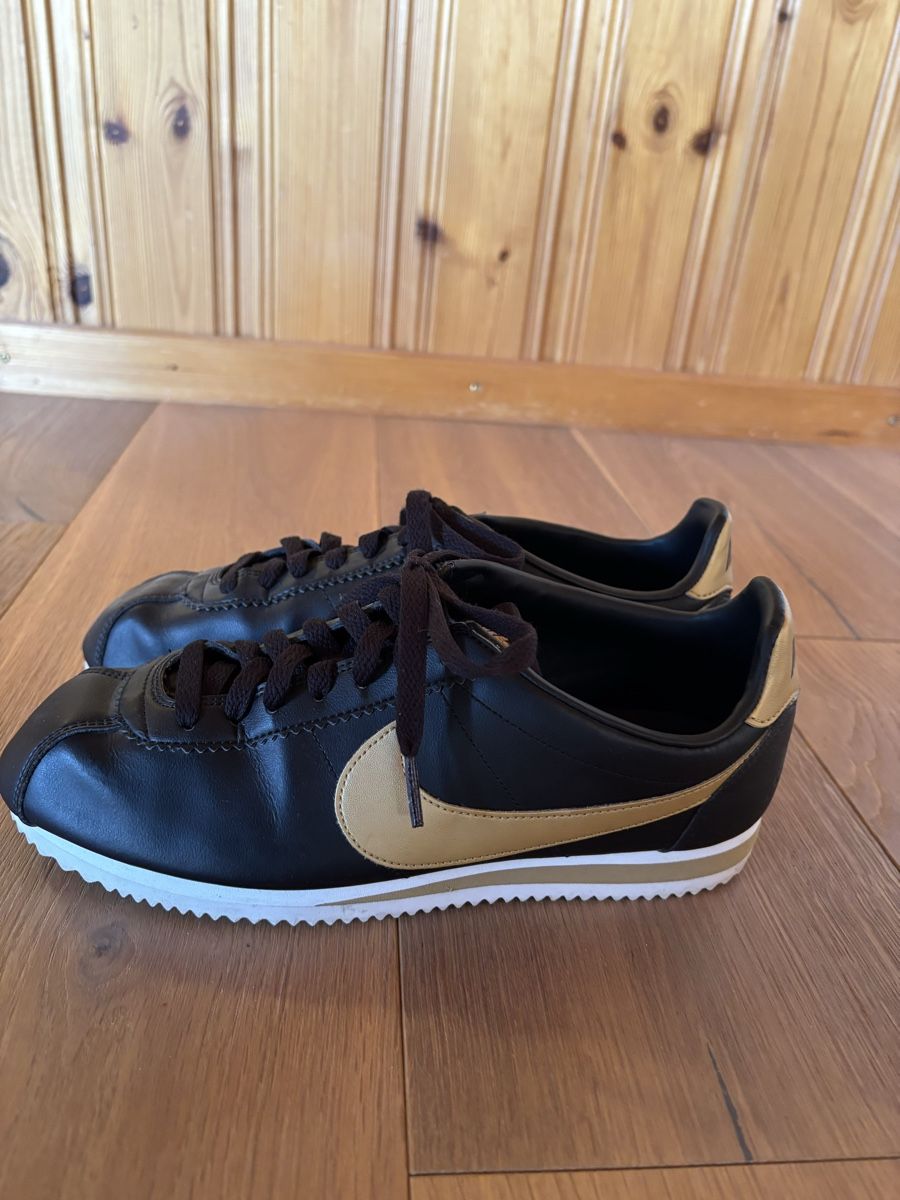 Nike Scarpe da donna: Nike Sneaker, Grösse US 9.5 / 41 – Usato da Euthal venduto da ishinca
