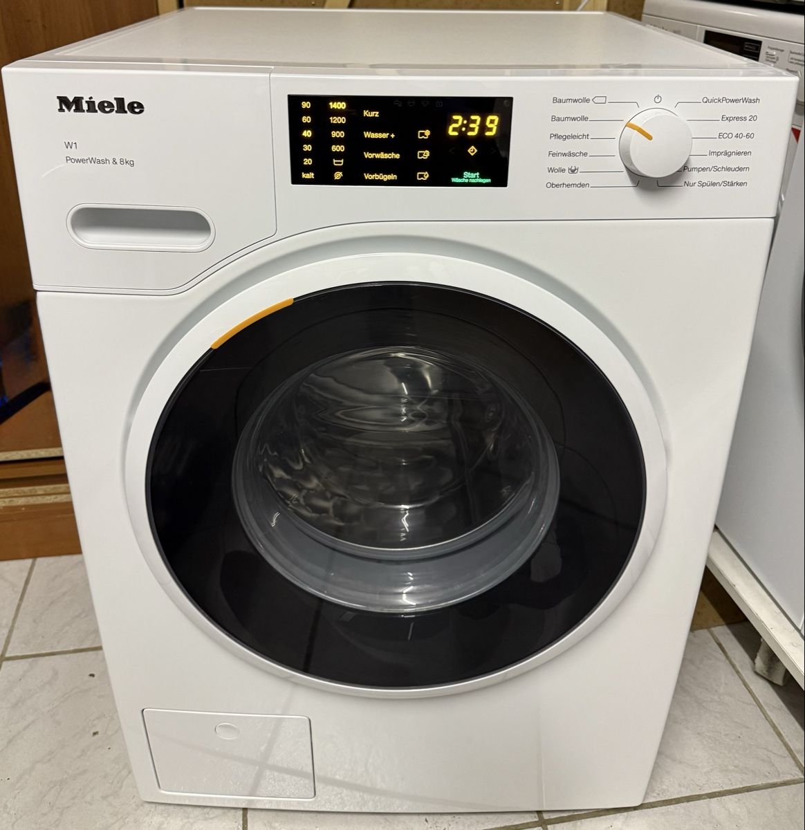 Miele Waschmaschinen: Miele Waschmaschine 8Kg A+++ – Neu (gemäss Beschreibung) aus Kilchberg ZH von Rei_9 5