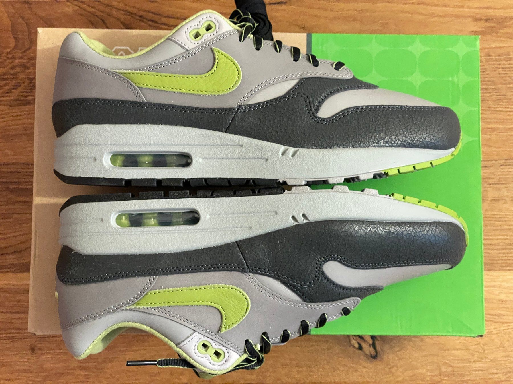 Nike Chaussures hommes: Nike Air Max 1 Huf SP | 42.5 9 – Neuf avec emballage d'origine à Schaffhausen par mar_mfl9 2
