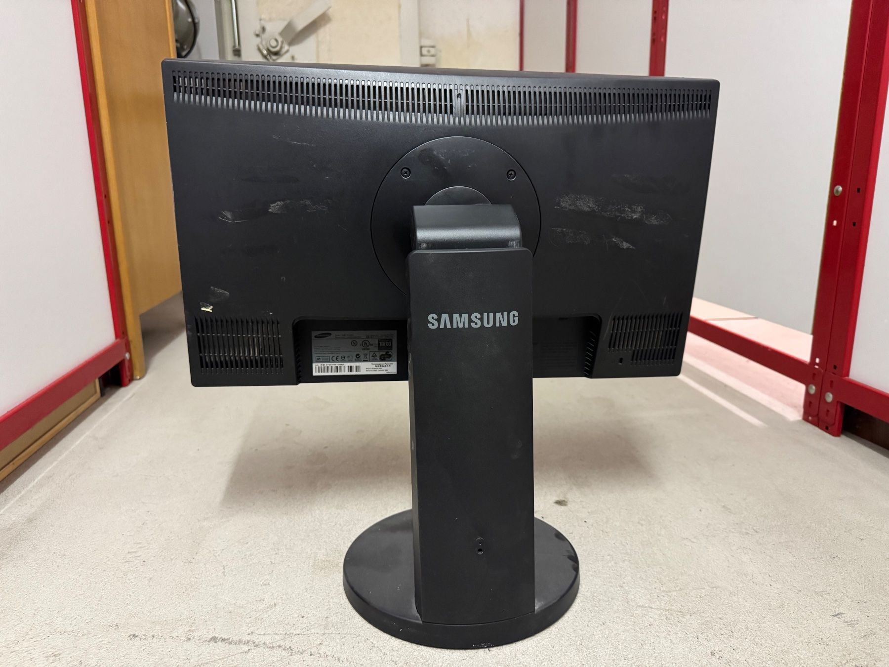 Samsung Ecrans: Monitor Samsung SyncMaster 2343sw – D'occasion à Ascona par yul_7z9w 2