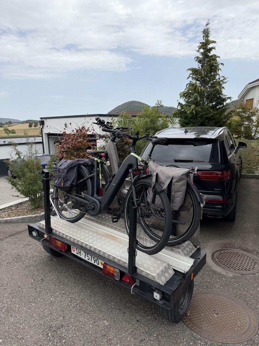 Anhänger: Seltener Motorrad-Anhänger quer – Gebraucht aus Neunkirch von BoBo007