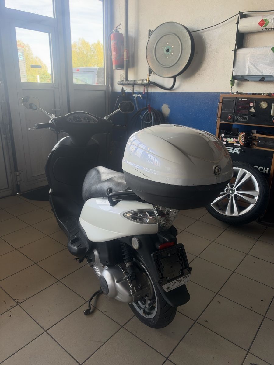 Piaggio Scooter: Piaggio Fly 125 2013 – Usato da Etoy venduto da Sdx1312 2
