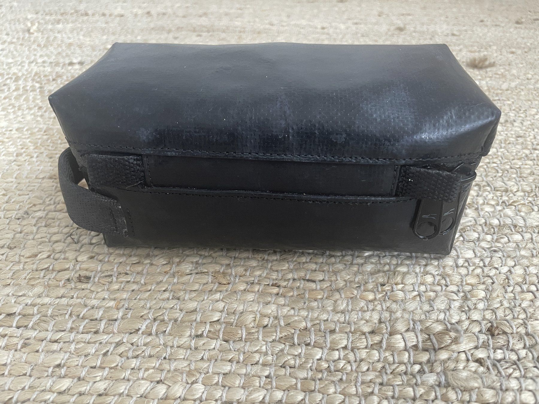 Freitag Custodie per cosmetici: FREITAG Necessaire F35 – Usato da Bern venduto da Leer.gut 1