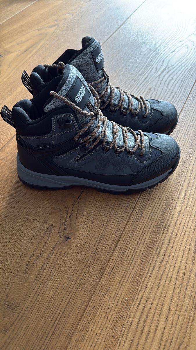 Scarpe da uomo: Wanderschuhe Icepeak Grösse 41 – Nuovo (secondo la descrizione) da Steffisburg venduto da Rovaniemi77