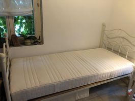 Matratze Ikea waschbarer Bezug gepflegt