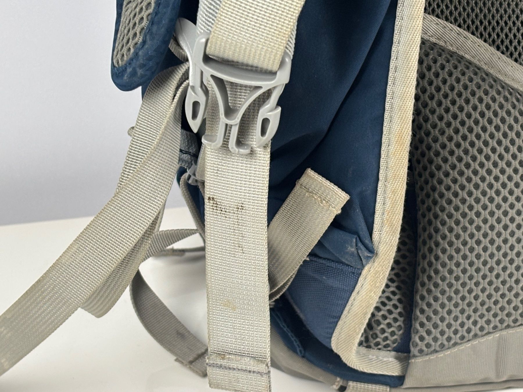 Lowepro Sacs à dos: Rucksack LowePro Dunkelblau – D'occasion à Wettingen par Wendemarket 5