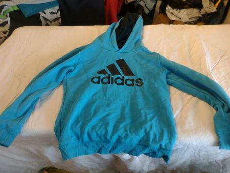 Adidas Hoodie, Top Zustand, hellblau, Grösse 128 (7-8 J.)