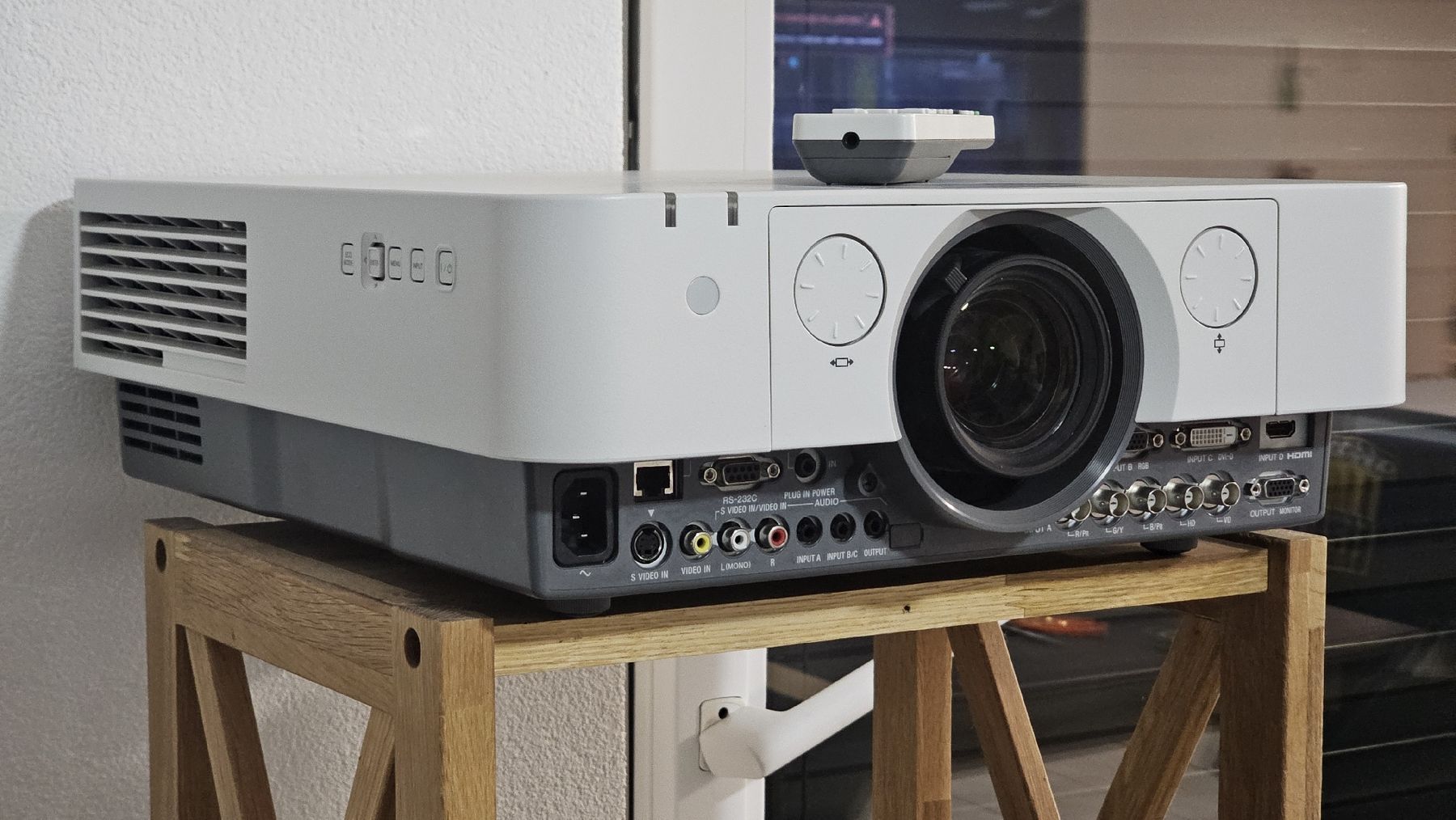 Sony Proiettori: Beamer Sony VPL-FH30 – Usato da Aproz (Nendaz) venduto da Svet_f 5