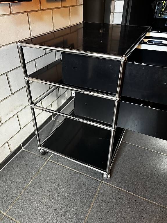 USM Korpus: USM  Rollkorpus mit 4 Schubladen, schwarz – Gebraucht aus Grossaffoltern von RoccoMarocco 1