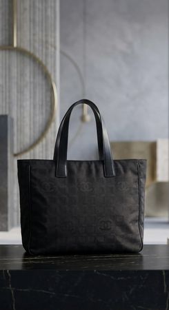 Traumhafte Chanel New Travel Line Tote Bag – Wie NEU!