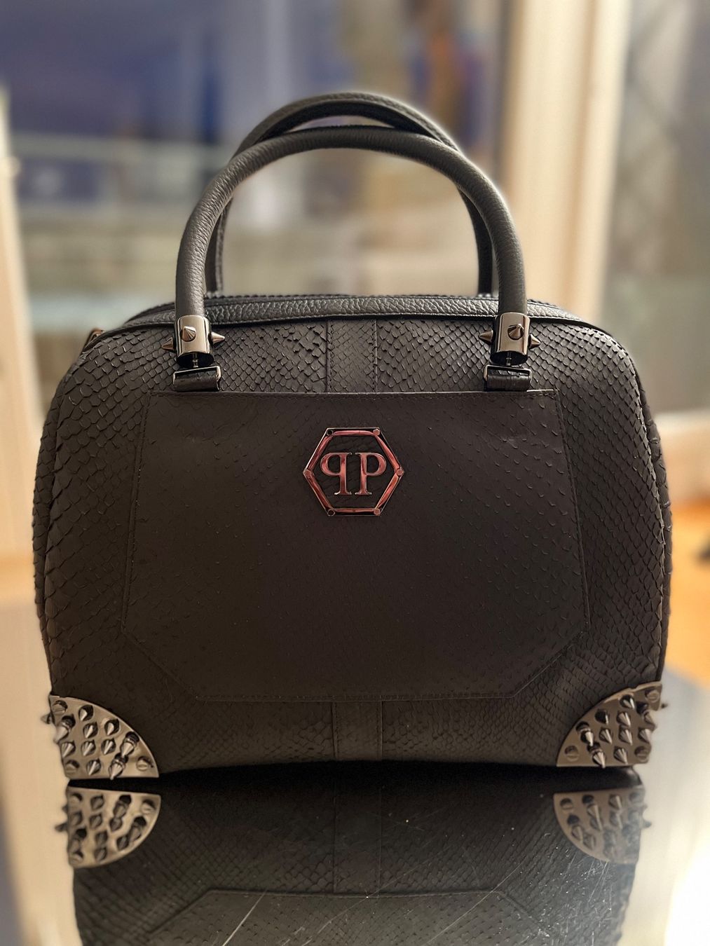 Philipp Plein Taschen für Damen: PHILIPP PLEIN Python Bag in Black! NEU! Storepreis 3800 Euro – Neu (gemäss Beschreibung) aus Richterswil von wahopp 1