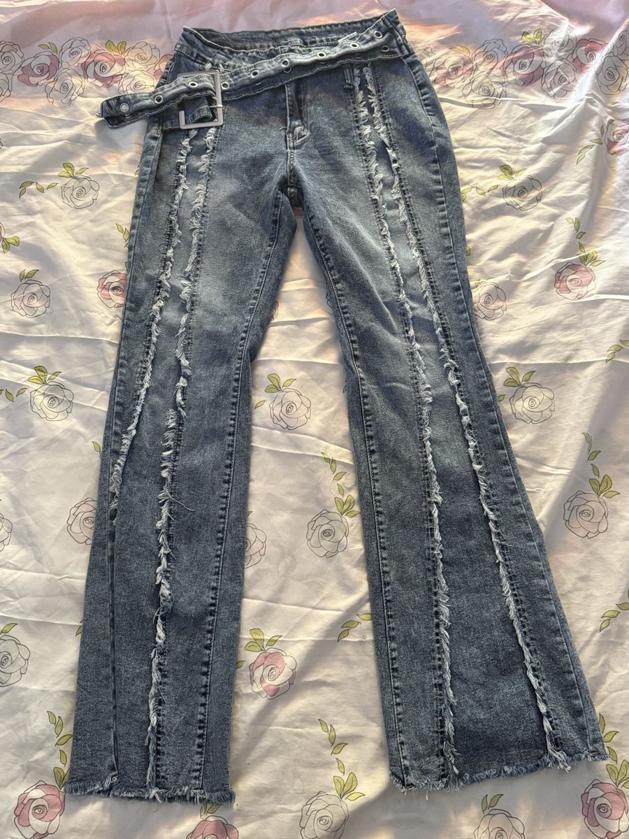 Shein Jeans: Jeans SHEIN  – Neuf (Voir description) à Biel/Bienne par glaewynnshop 3