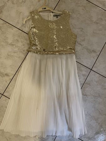Neuwertiges Inside Kleid Festl. Gr.146/152