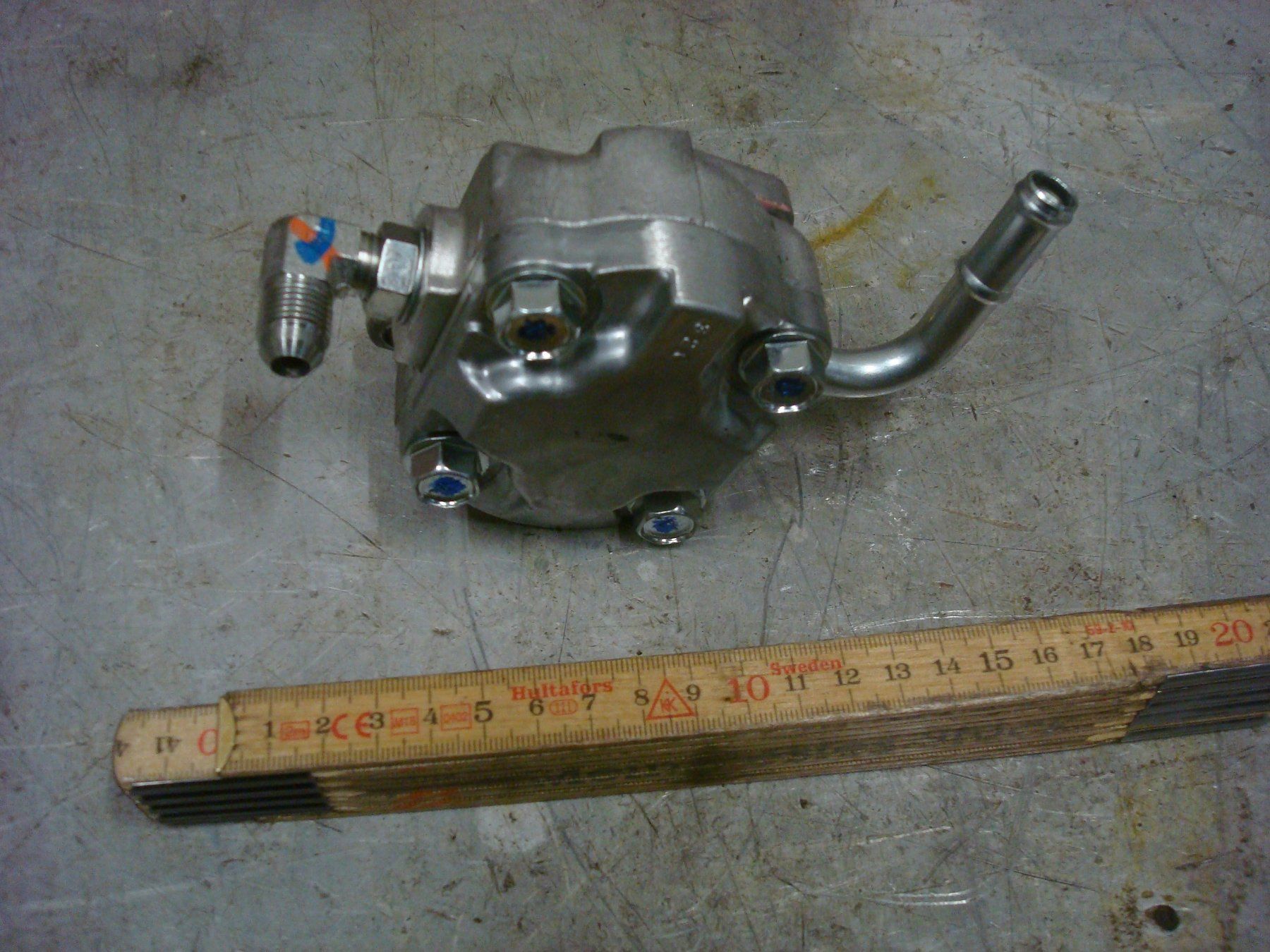 Trattori: Hydraulikpumpe Pumpe Hydraulik Schläuche Traktor Bagger – Nuovo (secondo la descrizione) da Brunnadern venduto da p..... 3