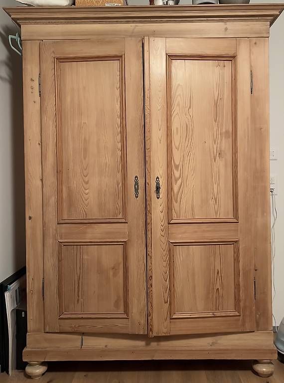 Armadi: Antiker Bauernschrank – Usato da Emmen venduto da luk_6w7s