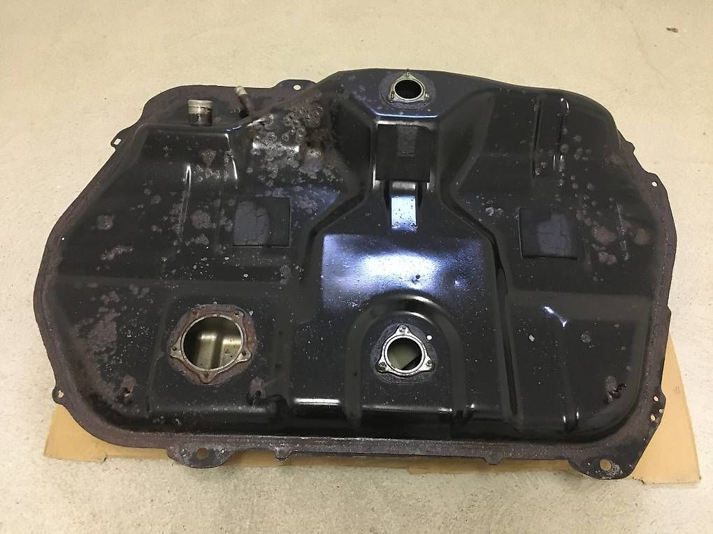 Accessori per altri veicoli: Mitsubishi Colt CA0/CAO Benzintank – Usato da Gipf-Oberfrick venduto da CNe