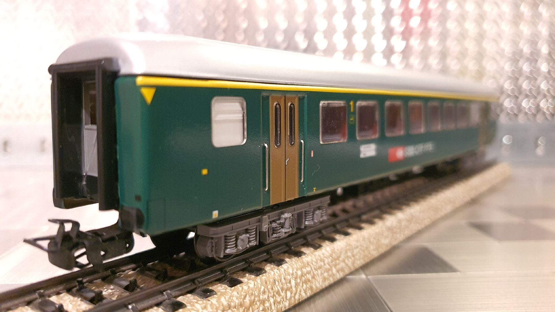 Märklin Modelleisenbahnen: MÄRKLIN 4066 PERSONENWAGEN – Gebraucht aus Männedorf von Modellbau-wyss 1