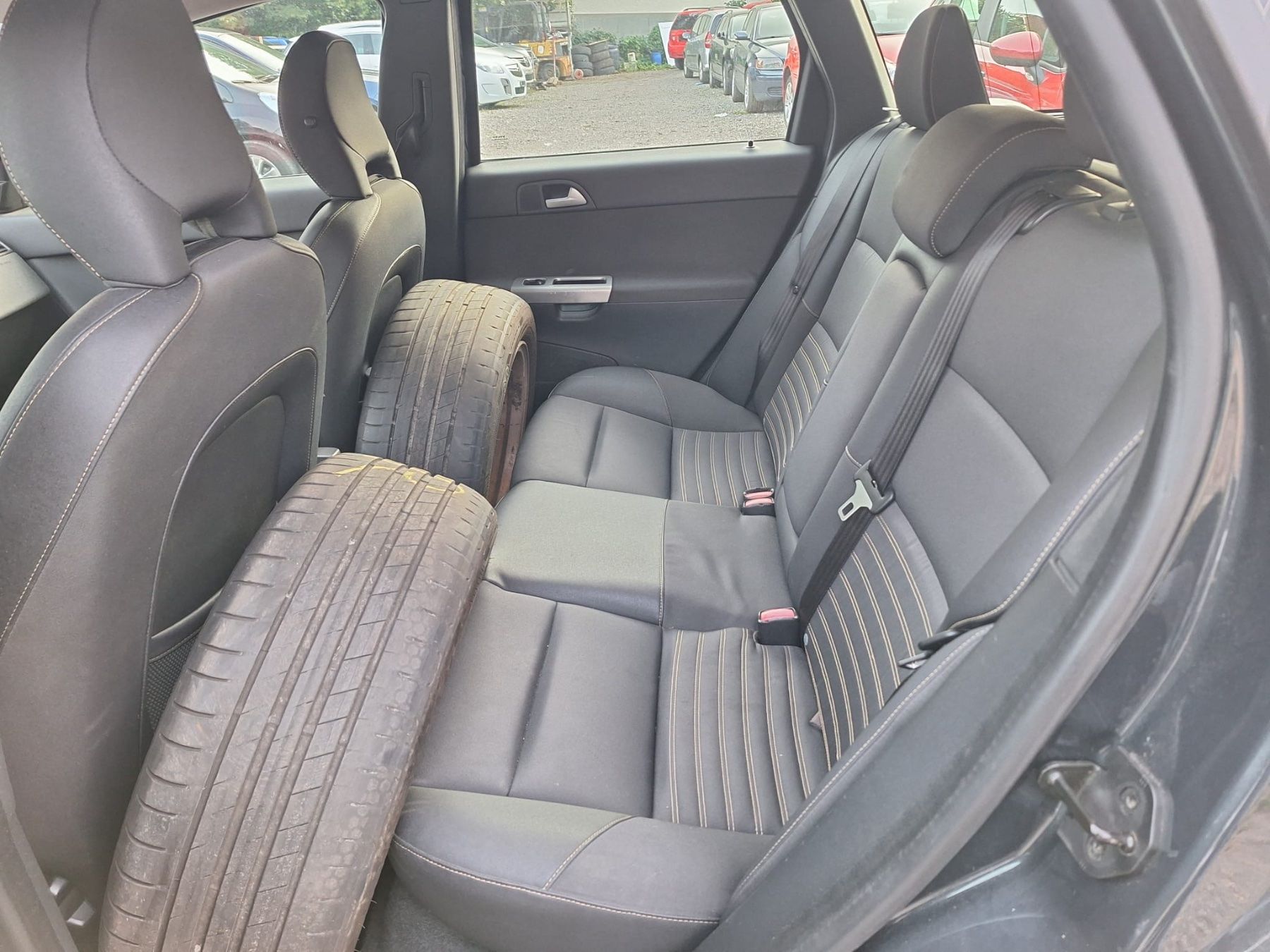Volvo Automobili: Volvo V50 1.6D – Usato da St. Gallen venduto da AutoSG 5