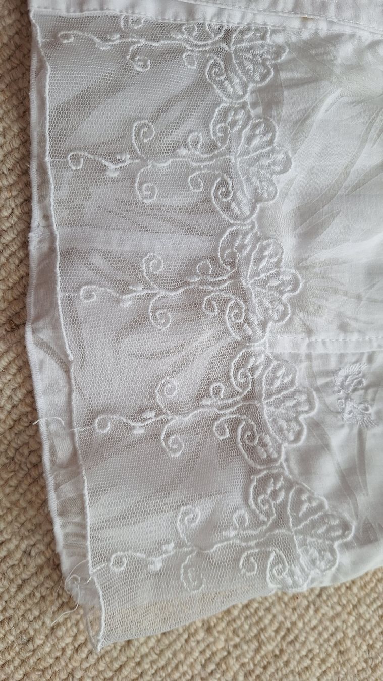 Lotti di vestiti: Weisses Sommer Set, Jeans mit Spitze & Bluse, Gr. 36 – Usato da werdenberg venduto da Nsmilles 3