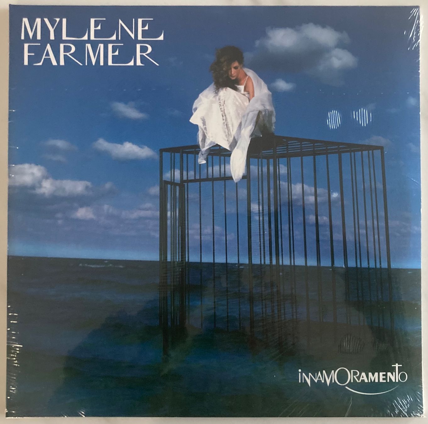 Dischi in vinile: MYLÈNE FARMER - INNAMORAMENTO – Nuovo e nell'imballaggio originale da Poliez-Pittet venduto da Newtown-Records