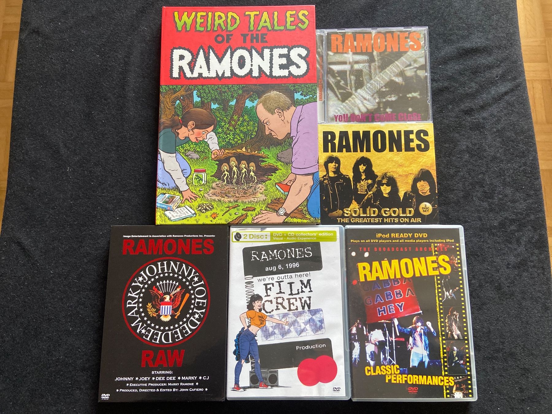 Alle DVDs: Ramones – Gebraucht aus Wabern von fingersinfactories