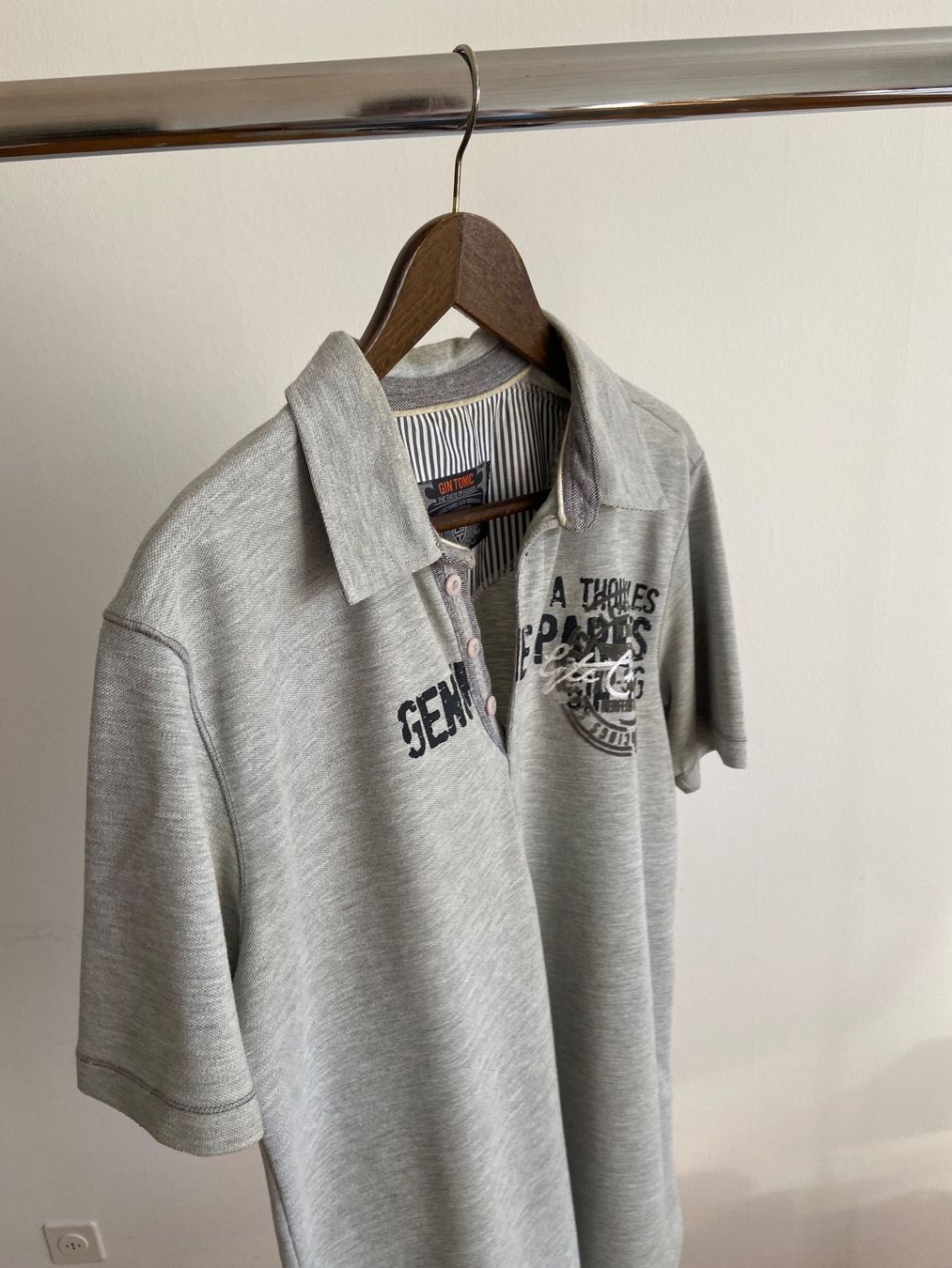 Polo-Shirts: Poloshirt Gin Tonic Grösse M – Gebraucht aus Hittnau von Oracel 1