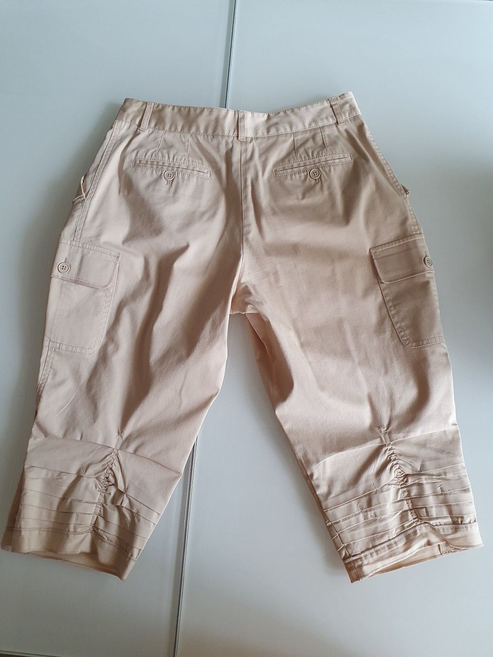 Dolce & Gabbana Pantaloni: Pantalon DOLCE & GABBANA, 40 IT – Usato da Grand-Lancy venduto da kri_qk5y 6