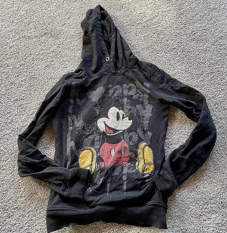 Pullover & Sweatshirts: Mickey Pulli – Gebraucht aus Herisau von Ciaoschein