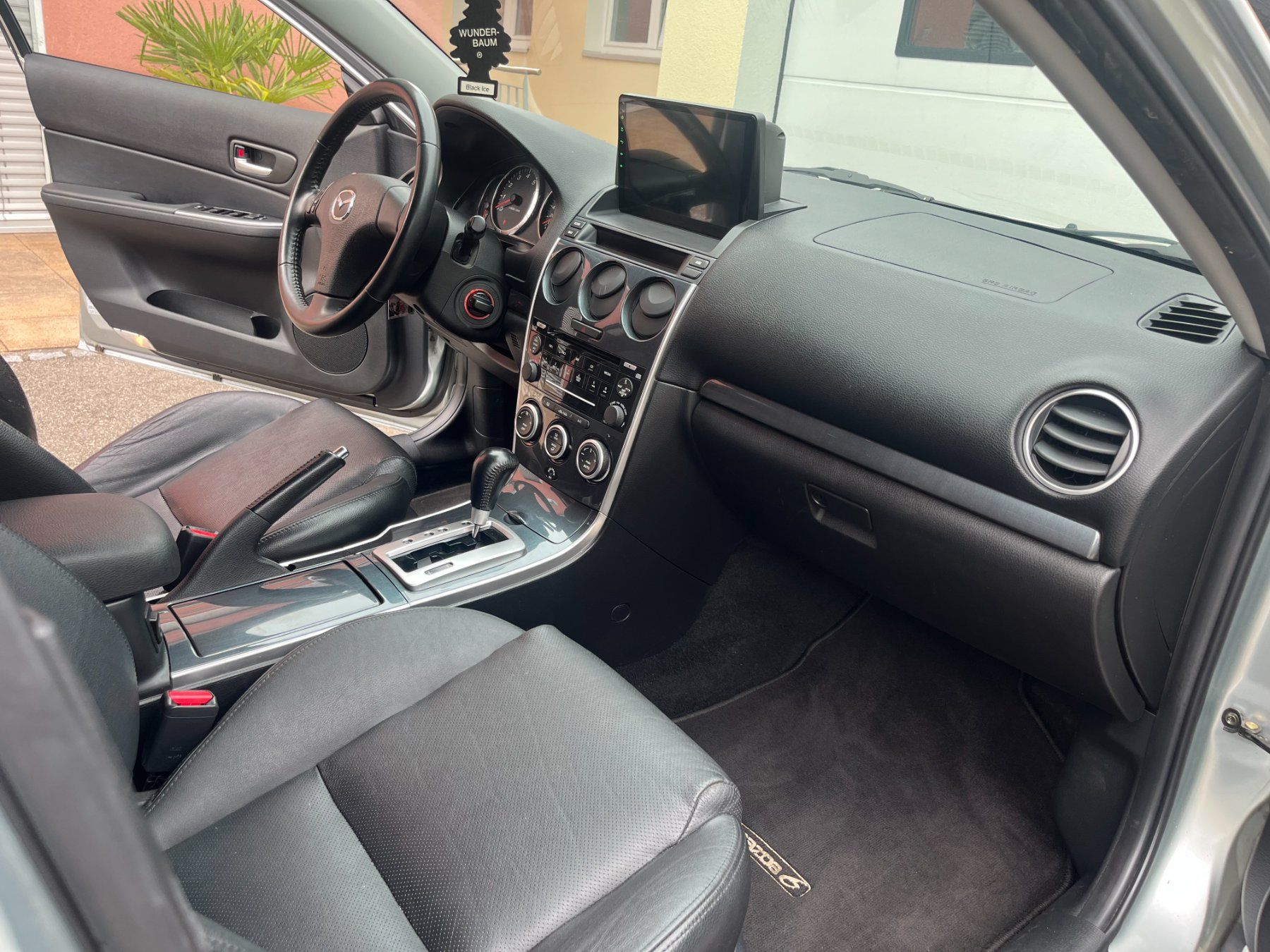 Mazda Autos: MAZDA 6 AUTOMAT  FREISCH AB MFK – Gebraucht aus Niederbipp von Buettler_Gjukaj1 7
