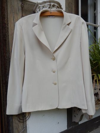 Jacke    leicht , crèmefarben   *  BASLER  *     42      NEU