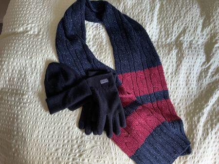 Herrenschal mit Mütze und Handschuhen
