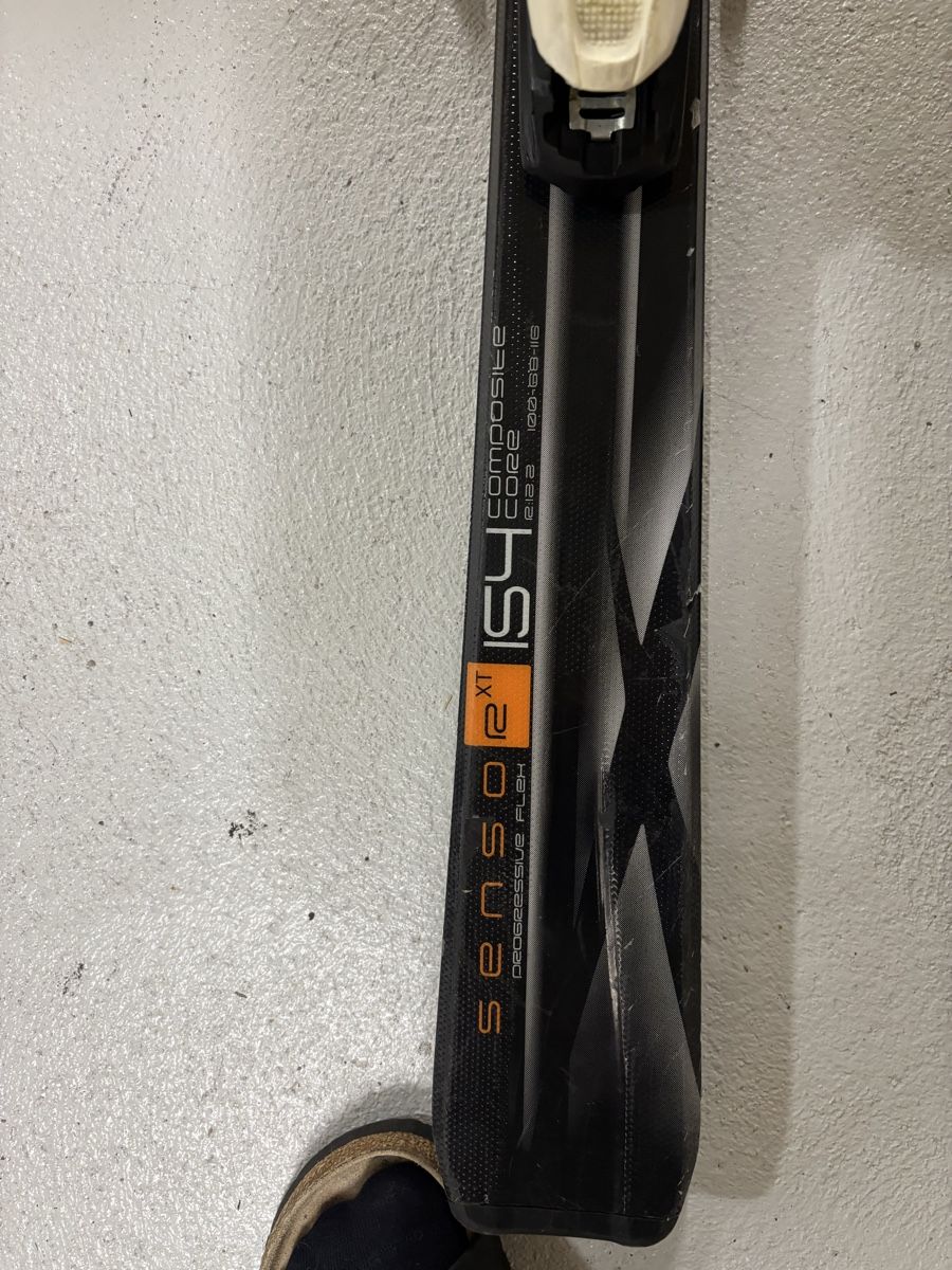 Völkl Skis: Herren Ski mit Bindung – Gebraucht aus Buch am Irchel von Nanuk84 2