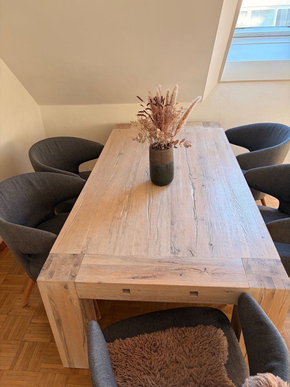 Holztisch massiv Landhausstil +Stühle 200cm gebraucht (Gebraucht) in Zürich für CHF 120 – nur Abholung auf Ricardo kaufen
