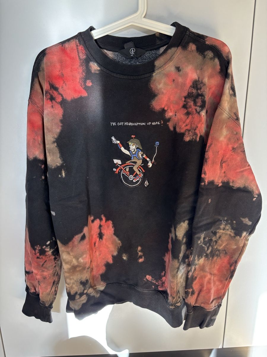 Pullover & Sweatshirts: Sweat Volcom S – Gebraucht aus Fribourg von dafral