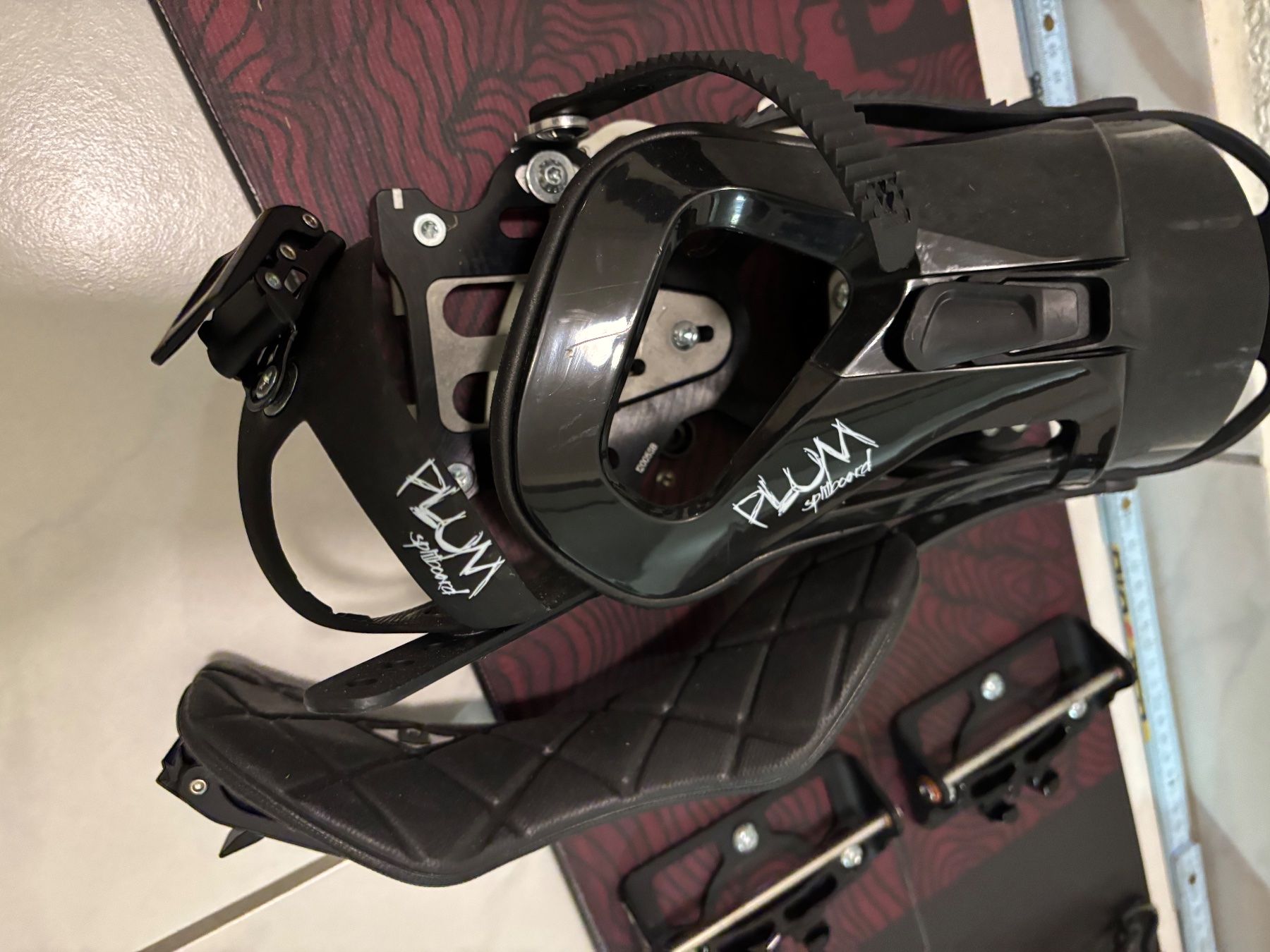 Salomon Boards: Salomon Pillow Talk Splitboard mit PLUM-Bindung – Gebraucht aus Adligenswil von Aliliolin 2