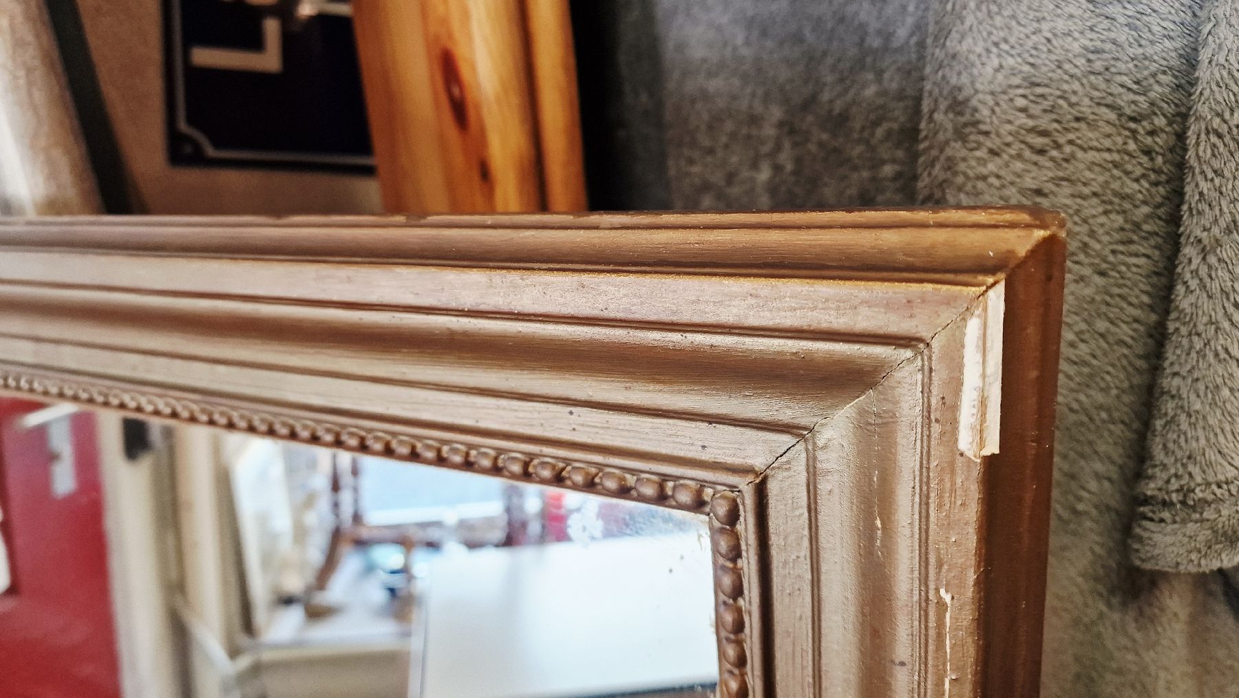 Specchi: Grosser Antike Wandspiegel – Usato da BERN venduto da Intarsia 1