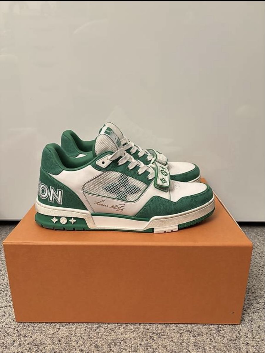 Louis Vuitton Chaussures hommes: Originale Louis Vuitton Trainer Sneaker – D'occasion à Zürich par jam_ztm8
