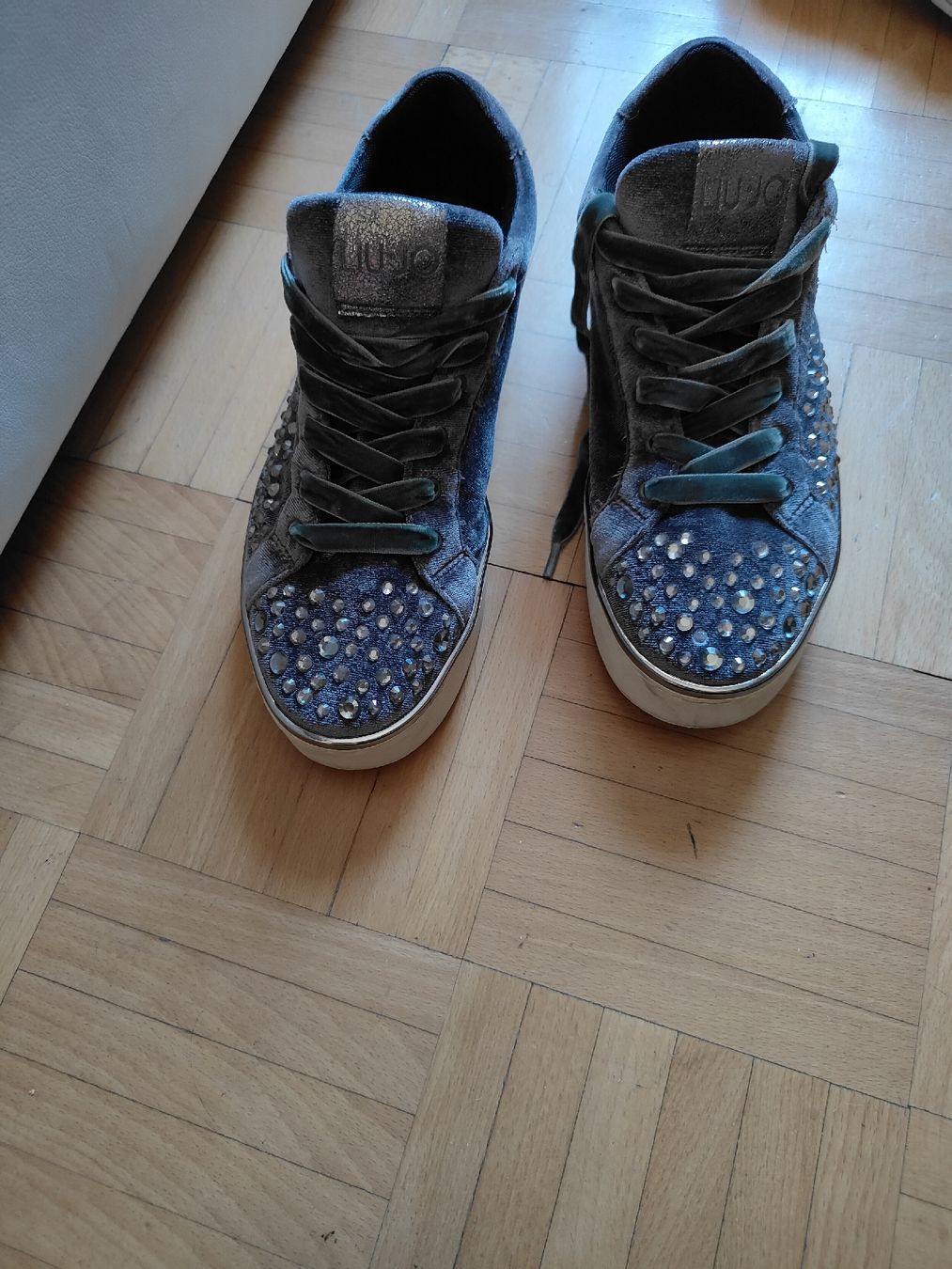 Scarpe da donna: Baskets Liu Jo en velours gris avec strass - Taille 38 – Nuovo (secondo la descrizione) da Biel/Bienne venduto da Edi5Roli3 1