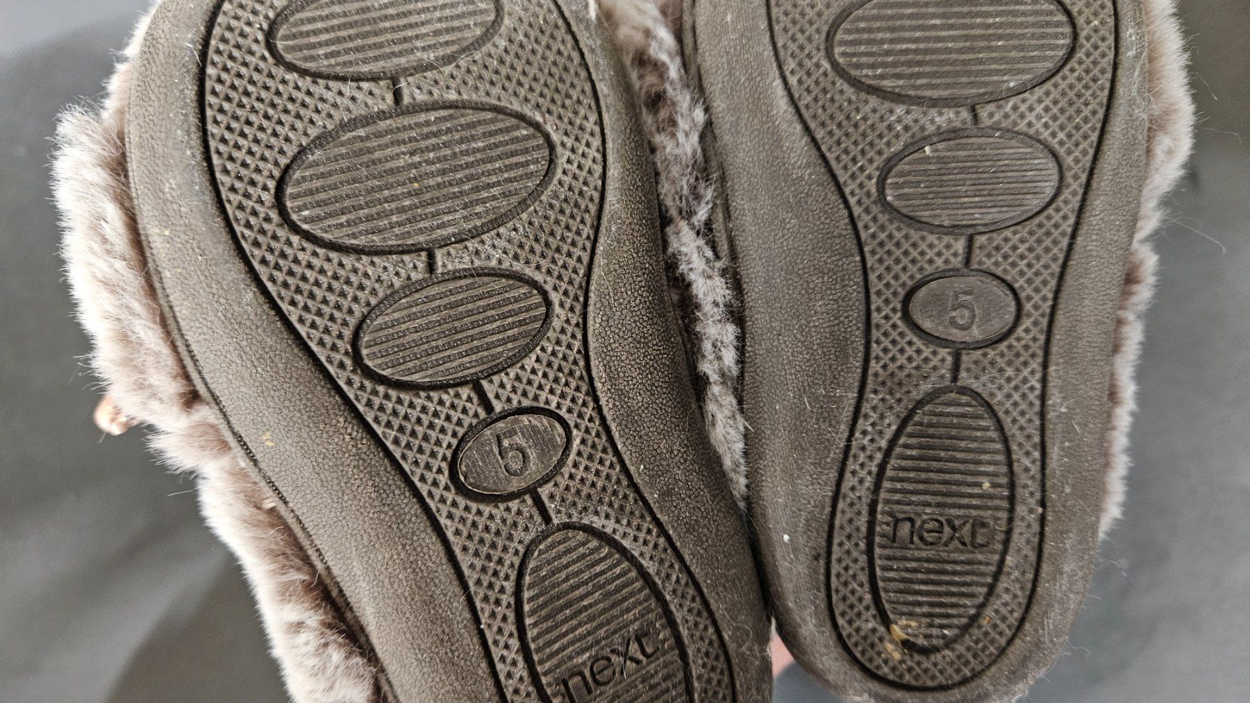 Next Schuhe für Jungen: Next CUPSOLE - Hausschuh/kletterschuh - brown/braun – Gebraucht aus Hasle LU von dandelion1684 2