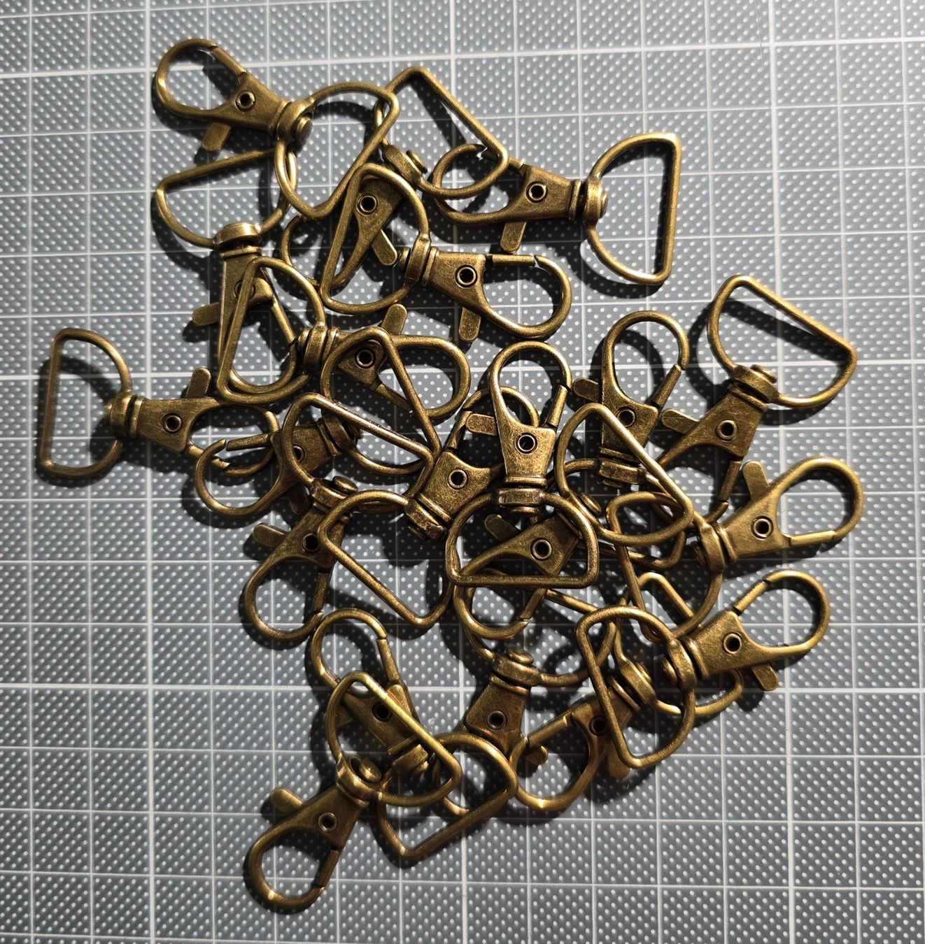Matériel de grimpe: Karabinerhaken in Bronze – Neuf avec emballage d'origine à Zürich par amysmith 1