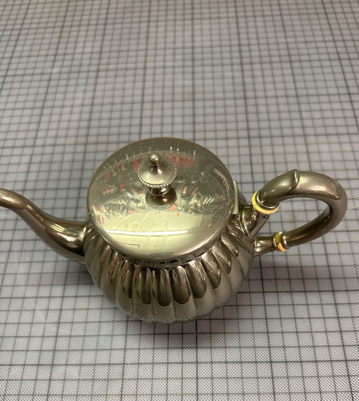 Teiere: Antike Teekanne versilbert gerippt Vintage – Difettoso da Nussbaumen AG venduto da olitech5415 1